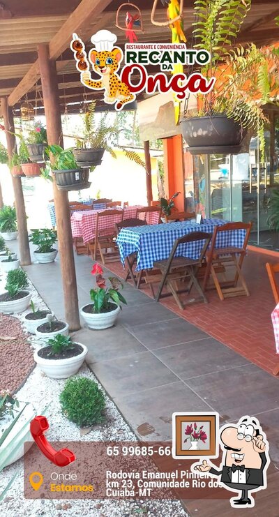 O interior do Restaurante e Conveniência Recanto da Onça