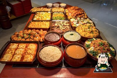 Comida em Divino Fogão