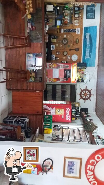 Veja imagens do interior do Bar Oceano