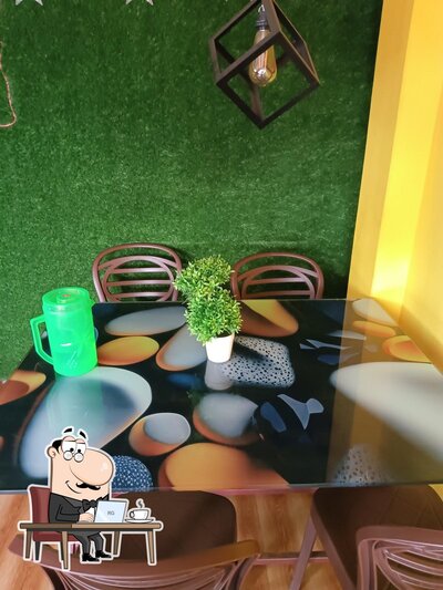 The interior of ROYAL CAFE & RESTAURANT