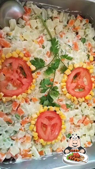 Comida em Restaurante Sabor da KSA