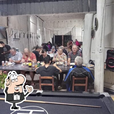 O interior do Boteco Da Hora