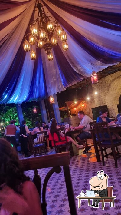 Veja imagens do interior do Reino Do Nunca Pizzaria Temática
