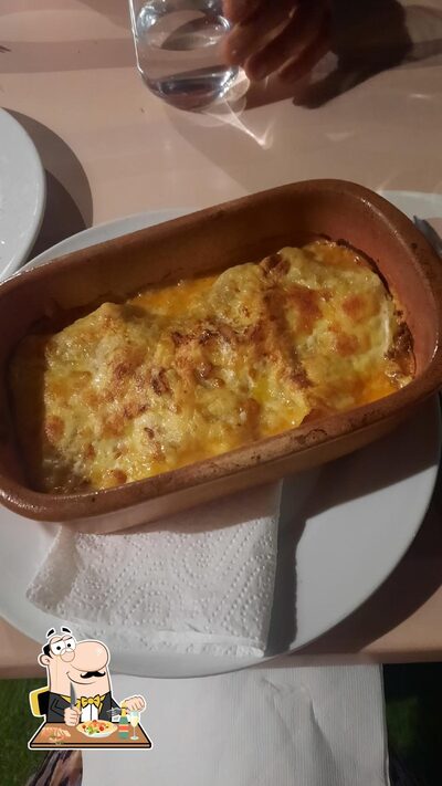 Platti al MarMar Restaurant