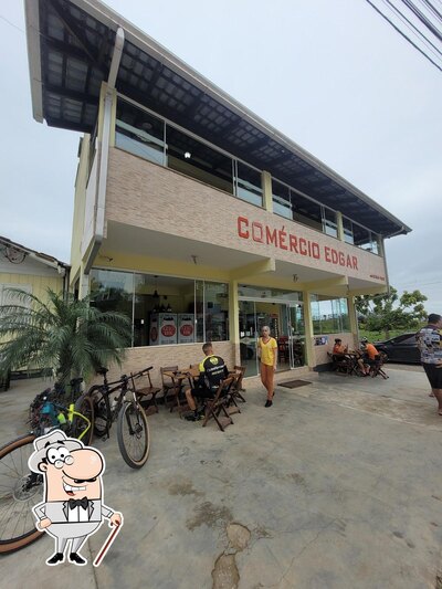 O exterior do Ponto do Ciclista - Comércio do Edgar
