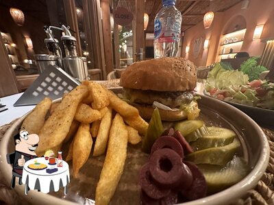 Dégustez l'un des hamburgers offert par PALMYRA HOUSE