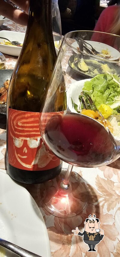 Peça diferentes drinques oferecidos no Osteria Della Colombina