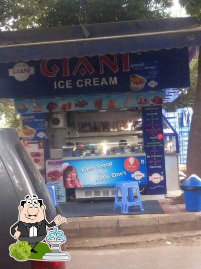 Enjoy the view at the outside area of Giani Ice Cream (Since 1956)