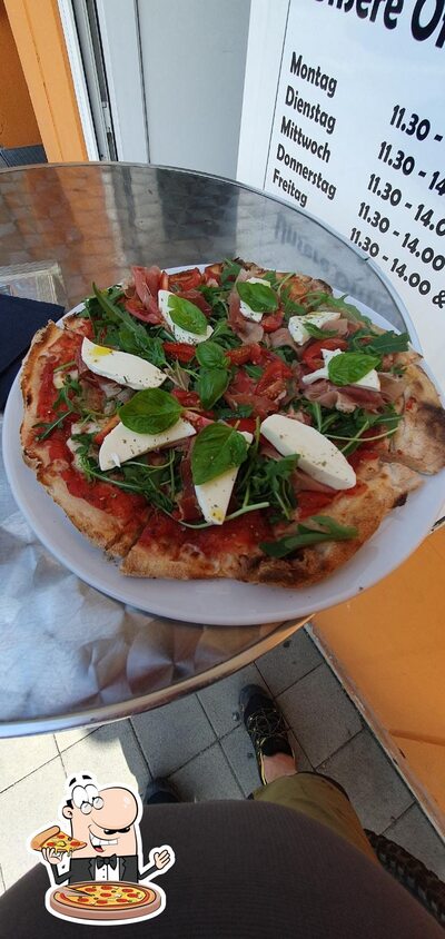 Ordina una pizza al ristorante holy pizza