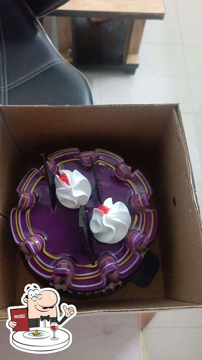 Food at Cake World