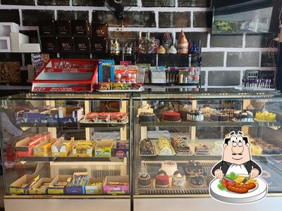 Meals at SKY CAKE