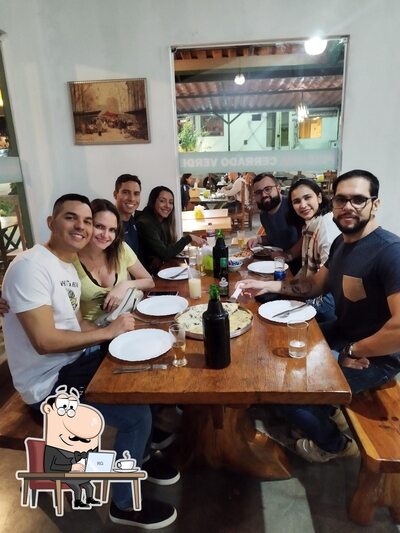 Veja imagens do interior do Pizzaria Cerrado Verde