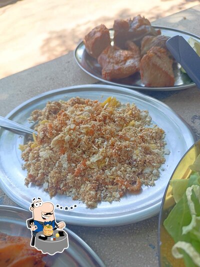 Comida em Restaurante do Lió