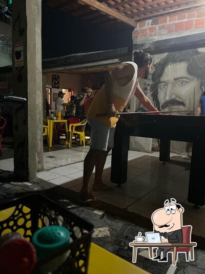 Veja imagens do interior do Taberna Bar