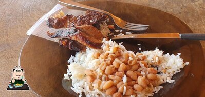 Comida em Restaurante Tempero da casa costela assada