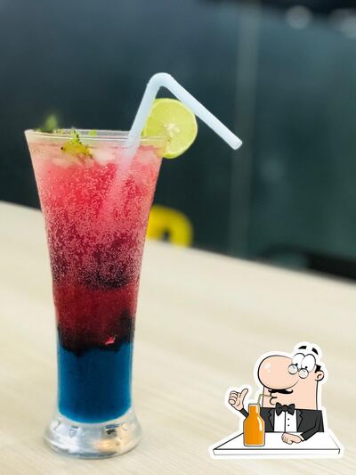 Baba Shams Cafe serves a variety of beverages