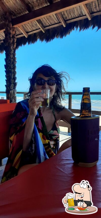 Barraca Por do Sol - Praia da Redona Icapuí - Ceará offerece uma seleção de cervejas