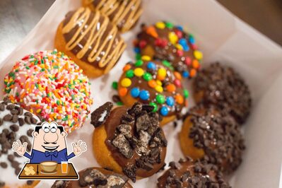 Meals at Sardar Ji Ki Standard Rabdi Ice Cream & Papad