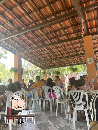 O interior do Restaurante de Linda