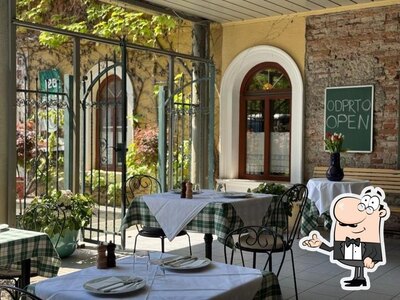 Dai un'occhiata agli interni di Restavracija Union
