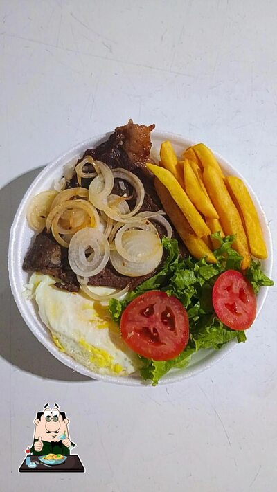 Platos en Na Praça Choperia