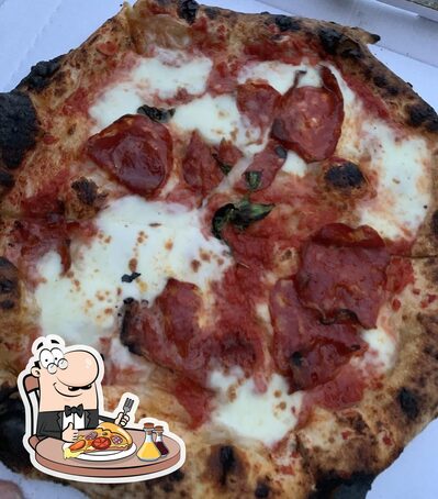 Ordina tra le svariate varianti di pizza