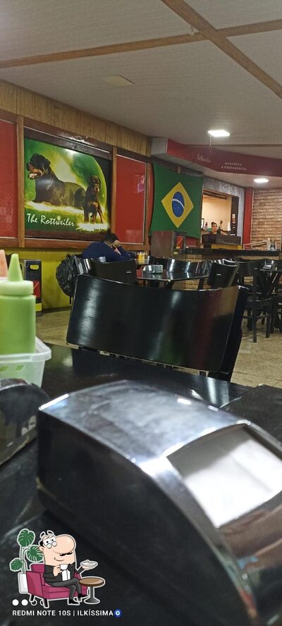 Veja imagens do interior do Rottweiler Lanches
