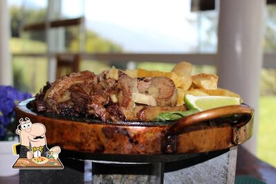 Comida em Restaurante Parada 27