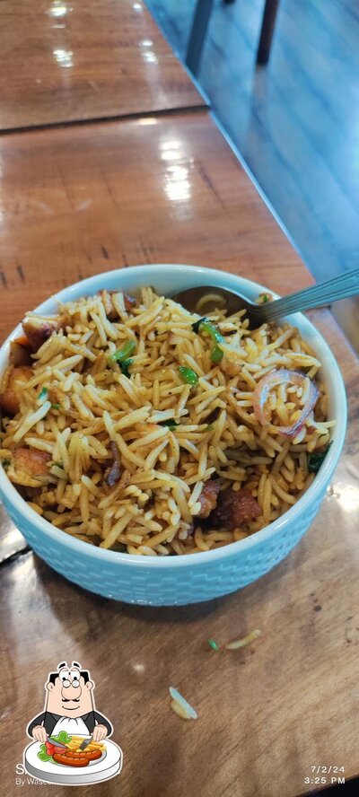 Meals at Cafe Shinur
