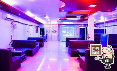The interior of Feel Eat