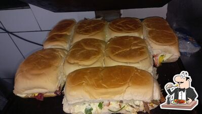 Comida em Parada Obrigatória Lanches