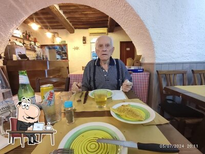 Siediti a un tavolo di Pizzeria la Piaggia
