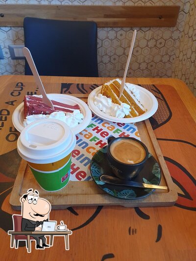Dai un'occhiata agli interni di Cafhein