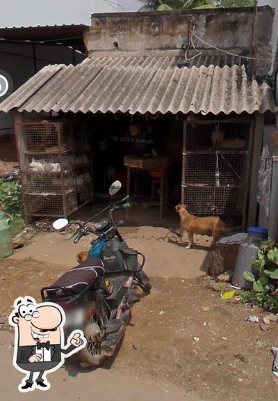 The exterior of Vediyappan Chicken Center