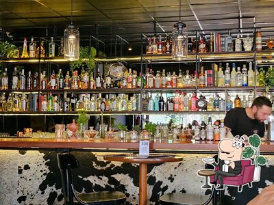 O interior do Capo&Gin Gastrobar