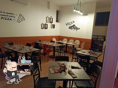 L'intérieur de Addor e Pizz... Macchia