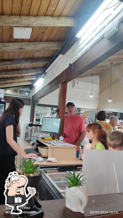 O interior do DoFarol Sorvetes e Açaí