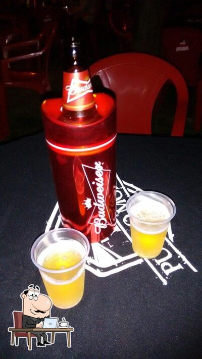 O interior do Pub do Morro