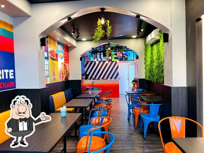 Check out how Grill In looks inside