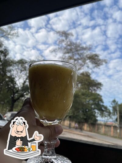 Comida em Empório Oak