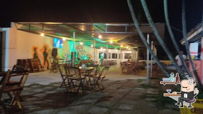 Veja imagens do interior do Boteco Da Família