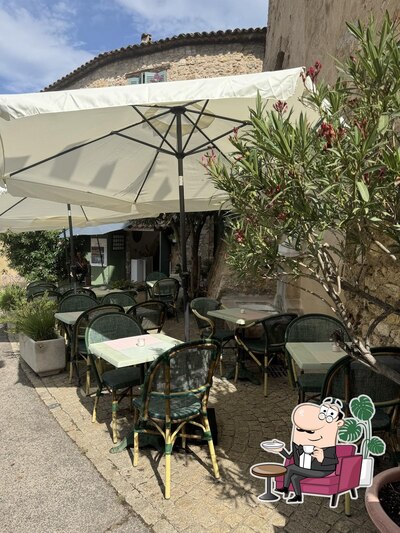 L'intérieur de Barjaca