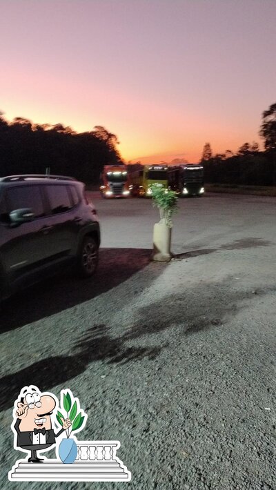 Veja a área externa do Restaurante e Lanchonete Sorriso