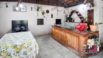 Sente em uma das mesas no Restaurante da Horta p/ Mesa