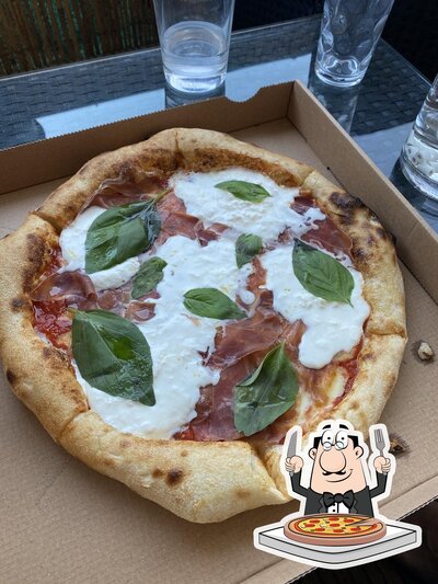 Choisissez des pizzas à BASTA