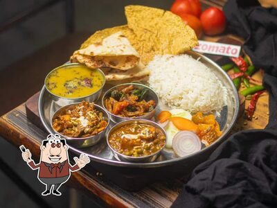 Food at R.K.Bhojnalay