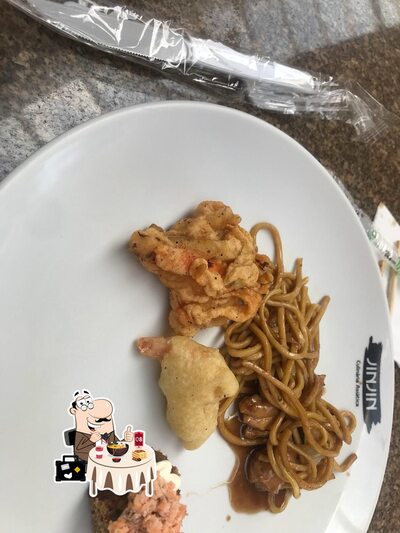 Comida em Jin Jin Wok Culinária Asiática