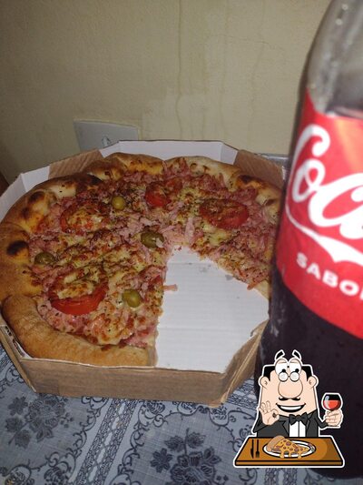 No Big esfiha, você pode pedir pizza