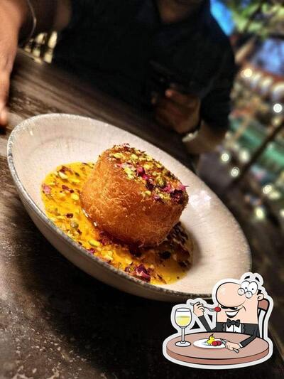 Meals at Clay - Pool Bar & Kitchen