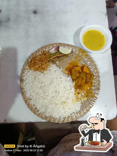 Meals at Kundu Hotel